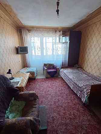 продам просторную 4- комнатную квартиру в центре Текстильщика Донецк