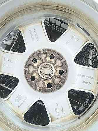 Автошины с дисками 235 / 65 /R 17 Макеевка