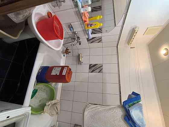 Продам 3-х комнатную квартиру Зугрэс