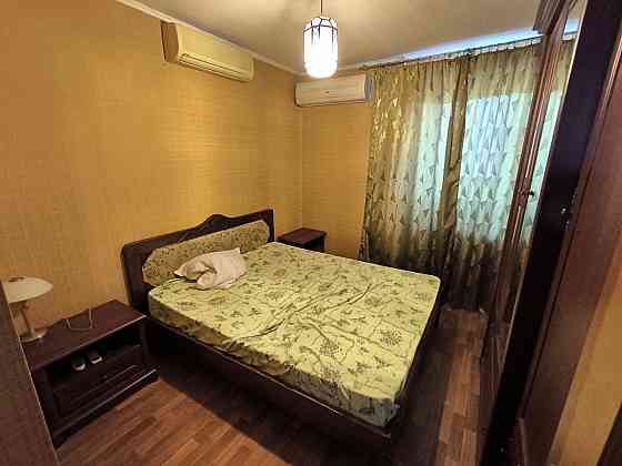 Продам 3-х комнатную квартиру Зугрэс