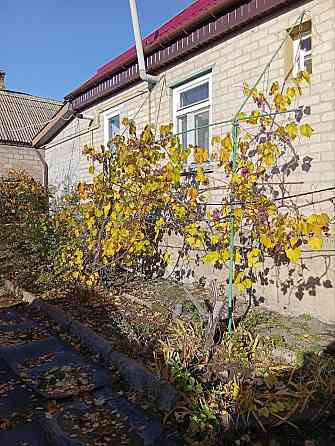 Продам хороший дом в Ленинском районе Донецк