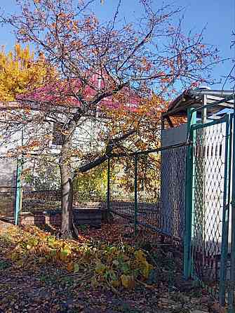 Продам хороший дом в Ленинском районе Донецк