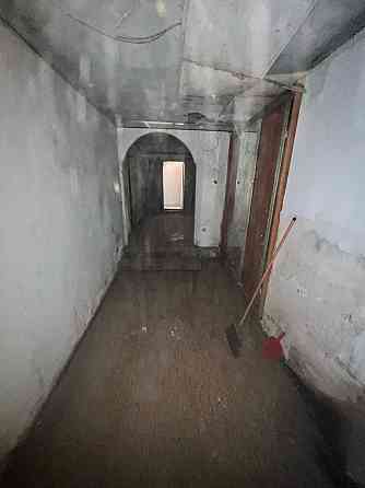 Продам Офисное помещения в центре Луганска (ул. Карла Маркса, 5) Луганск