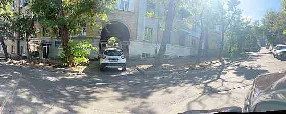 Продам Офисное помещения в центре Луганска (ул. Карла Маркса, 5) Луганск