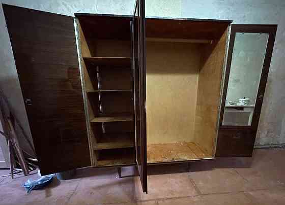 Отдам даром шкаф Донецк