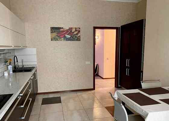 Продам 3к.кв. Новосторой. Ворошиловский р-н. Ориентир жк" Замковый". пр Панфилова. Донецк