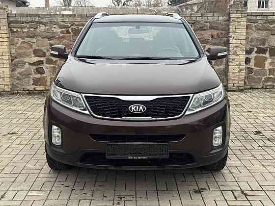 Kia Sorento Бензин 2.4 / 7 Местная! Донецк