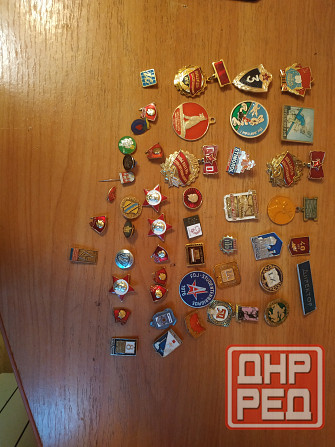 Значки разные Донецк - изображение 3