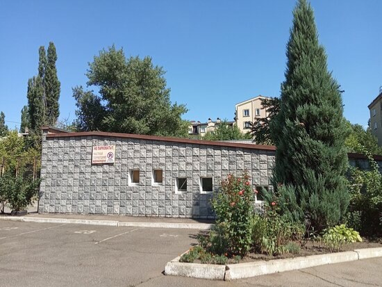 Сдам в аренду гараж, паркинг, парковочное место, подземный паркинг, центр города Донецк