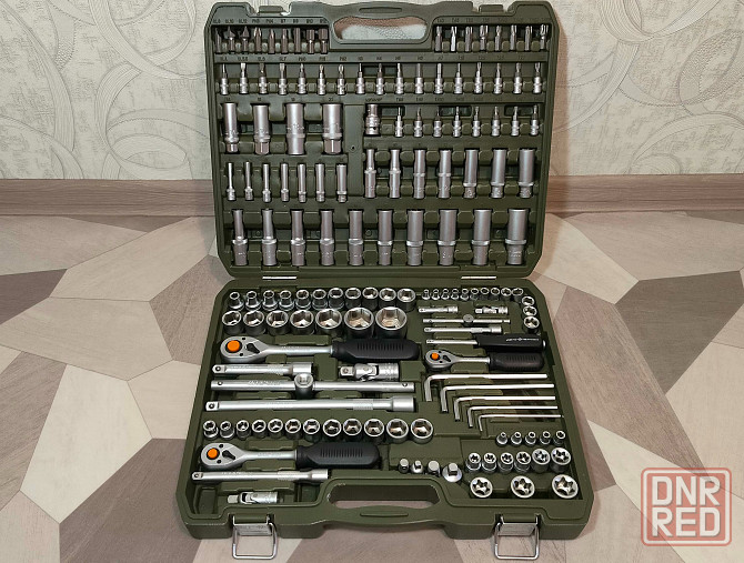 Набор инструментов 151 предмет «Дело Техники» Донецк - изображение 1