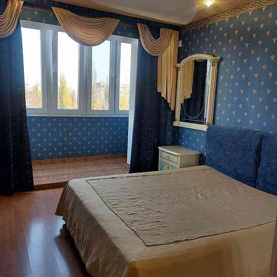 Трехкомнатная квартира в тихом центре на Артема Донецк