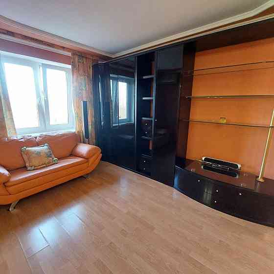 Трехкомнатная квартира в тихом центре на Артема Донецк