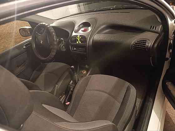Продаю Peugeot 206 Донецк