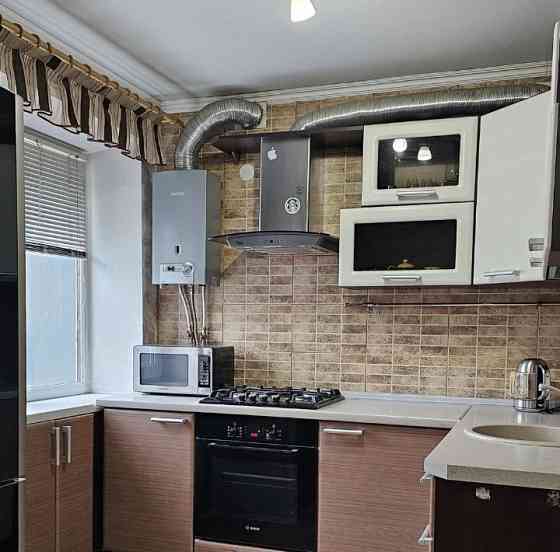 Однушка в Калининском районе у Дзержинского. Донецк