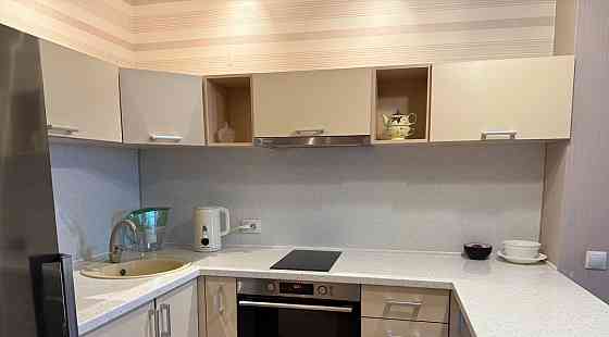 Сдам 1-комнатную квартиру в Калининском районе, Грузия. Донецк