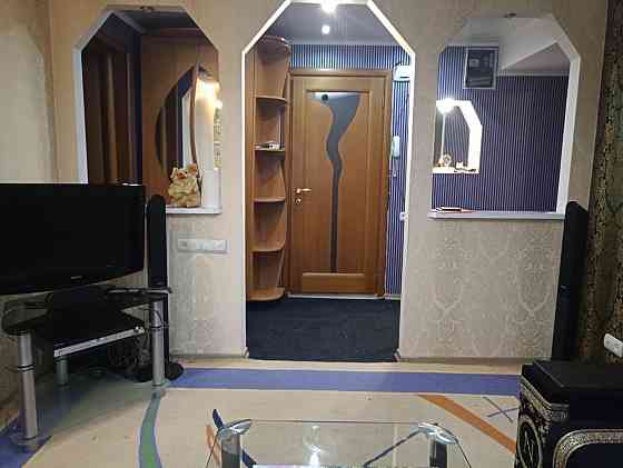 Универмаг " Донбасс", 2к. кв-ра, евроремонт, 3/4, ул. Куйбышева Донецк