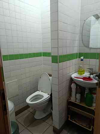 Продам бывшее помещение банка 109 м кв. на Артема ж/д вокзал Донецк