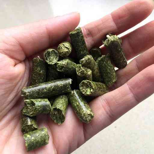 Куплю люцерну в гранулах Макеевка