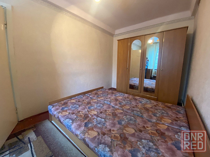 Срочно ! Продам 3 ком.кв Кировский район. Текстильщик, улица Содружества, рядом налоговая. Донецк - изображение 2