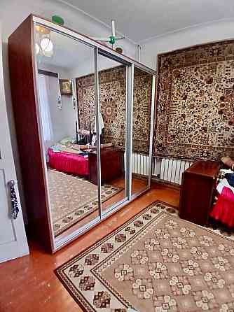 Сдаётся 3-х комнатная квартира в Ильичевском районе, 26 квартал по улице Карпинского Мариуполь