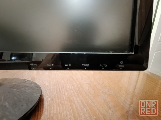 Монитор Samsung (23 дюйма, Full HD) Макеевка - изображение 4