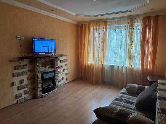 Сдам посуточно квартиру в центре с водой Донецк