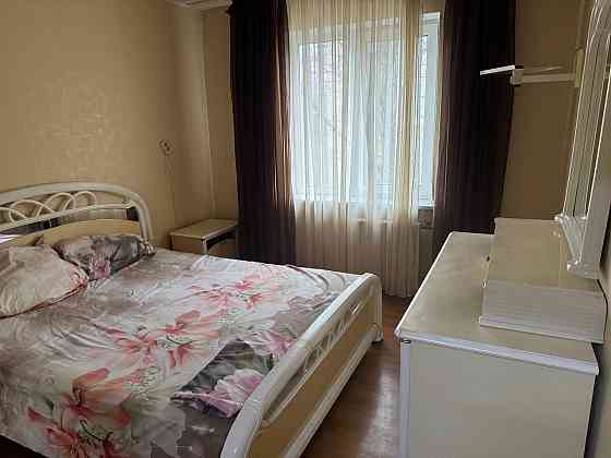 Сдам посуточно квартиру в центре с водой Донецк