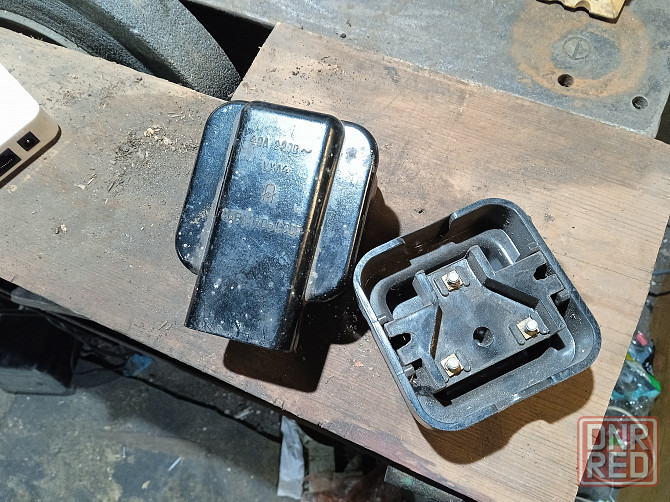 Розетка Донецк - изображение 1