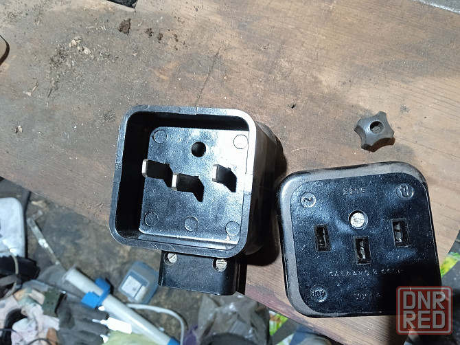 Розетка Донецк - изображение 2