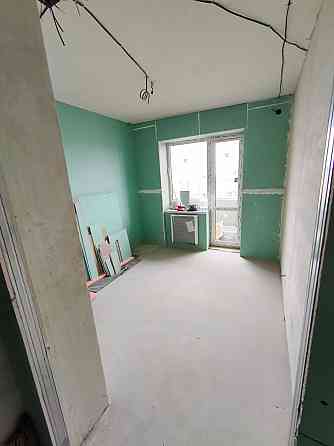 Продам 3-х комнатную квартиру г. Харцызск, мкр. Металлургов Харцызск