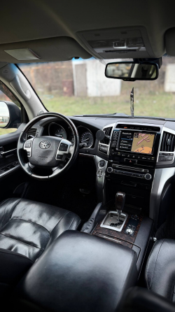 Продам Toyota Land Cruiser 200 Донецк