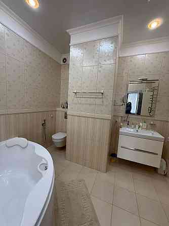 Продам 3к.квартиру пр.Ватутина 2Д 100 м2 дизайнерский ремонт Донецк