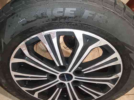 Новый комплект:Зимняя резина+литые диски+датчики давления шин! 0 пробега Донецк