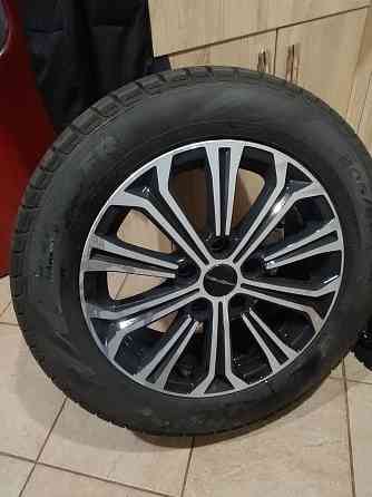 Новый комплект:Зимняя резина+литые диски+датчики давления шин! 0 пробега Донецк
