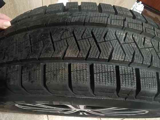 Новый комплект:Зимняя резина+литые диски+датчики давления шин! 0 пробега Донецк