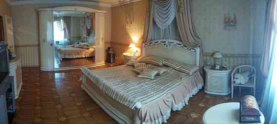 4 комнатная, 212м2, площадь Ленина Донецк