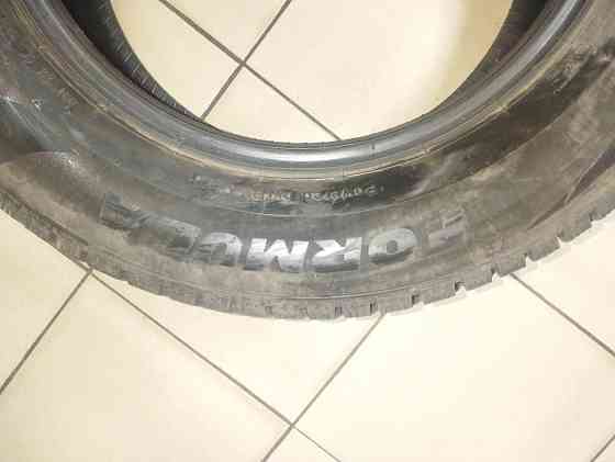 Продам зимнюю резину Pirelli 225/65R17 Донецк
