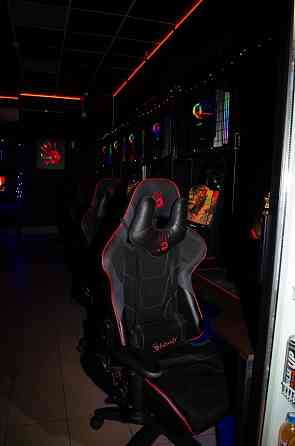Кресло геймерское компьютерное Bloody GC-400 состояние 5/5 Донецк