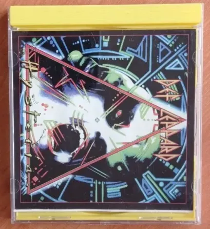 CD диск Def Leppard. Hysteria. Made in Japan. Донецк