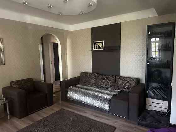 Сдам 2 комнатную квартиру в Ворошиловском районе, улица Розы Люксембург Донецк