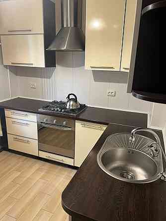 Сдается 2 комнатная квартира в ленинском р-не , боссе Донецк