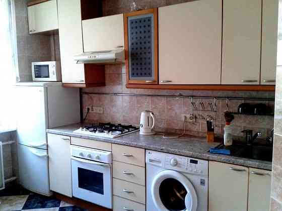 Предлагается к аренде двухкомнатная квартира в Ворошиловском районе Донецк