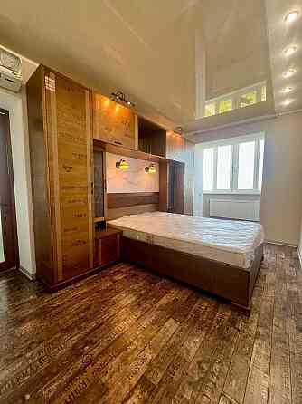 Продаётся 3-комнатная квартира Мариуполь