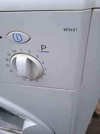 Продам на запчасти или восстановление Indesit win 81 Макеевка