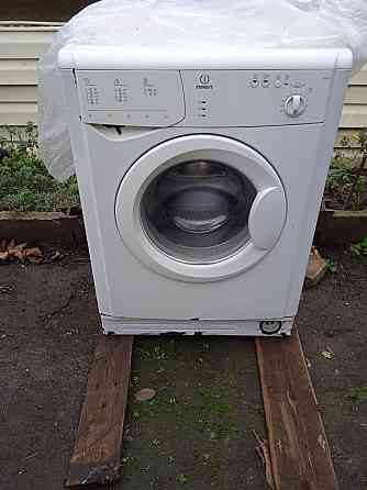 Продам на запчасти или восстановление Indesit win 81 Макеевка