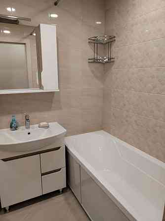 Сдаю однокомнатную квартиру 40.0 м² этаж 3, город Донецк, Киевский район Донецк