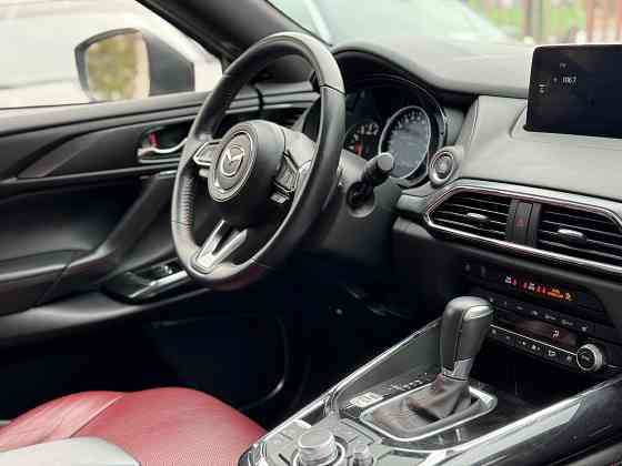 Продам шикарный автомобиль Макеевка