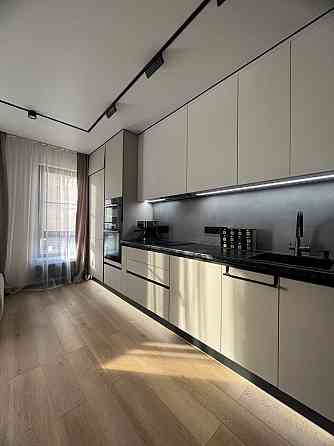 Сдам квартиру на долгий срок в кальмиусском районе со свежим ремонтом Мариуполь