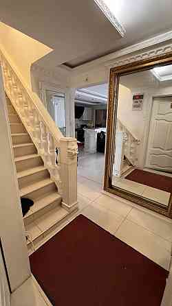 Уникальная 4к.двухэтажная квартира на Карпинского Донецк