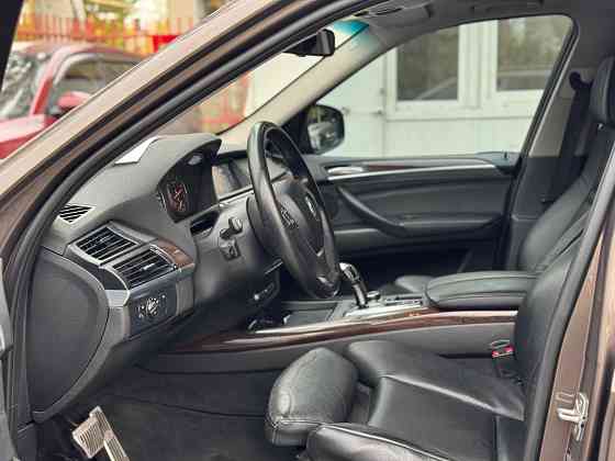 Продам отличный автомобиль Макеевка